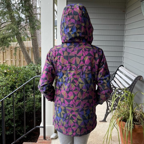 Button Ski/Snowboard Jacket - Picture 6 of 6